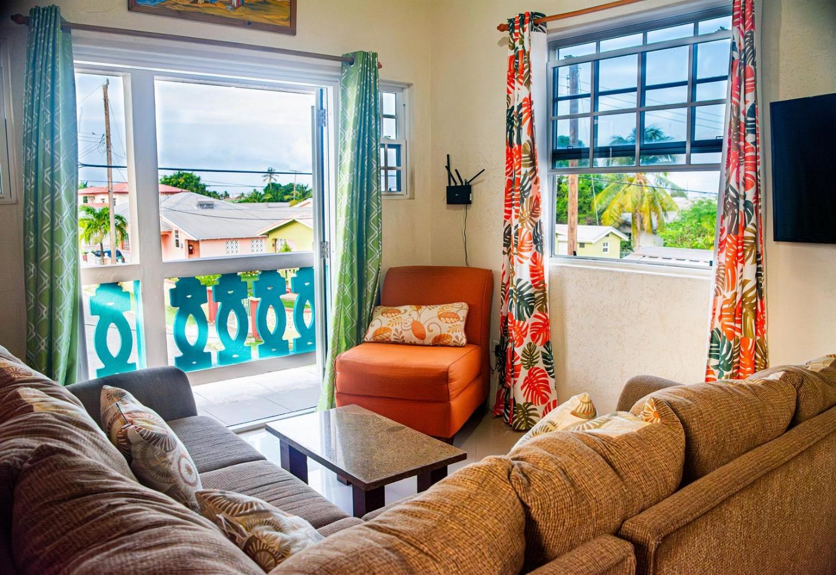 Cozy Modern Upstairs 2 Bed A/C Apt Near 2 Everything Saint Philip Dış mekan fotoğraf